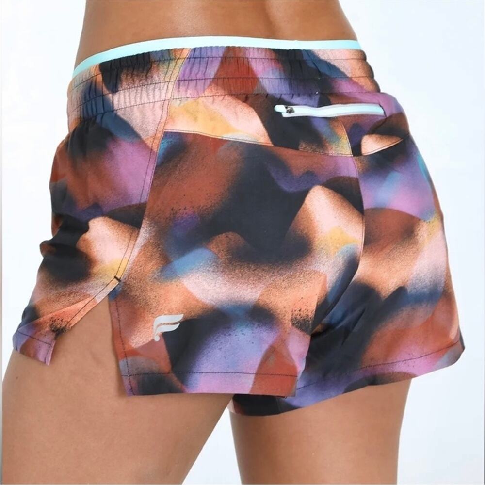 Fabletics Breathe Mid Rise Run Shorts in Meltdown/Crystal Wave/Reflective Silver